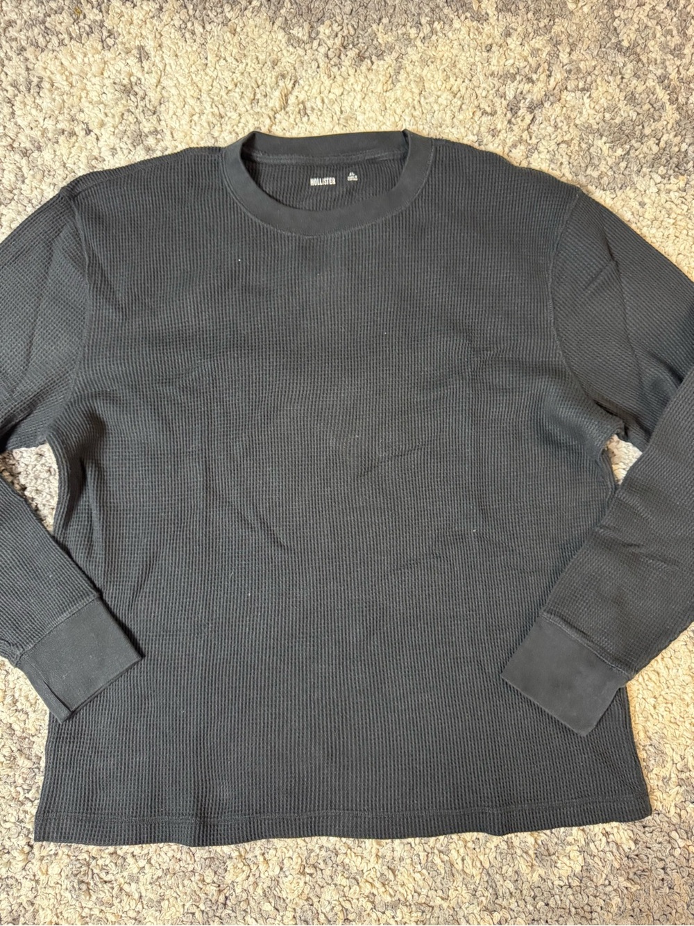 Hollister, Men’s Classic Black Waffle-Knit Long Sleeve Shirt, XL